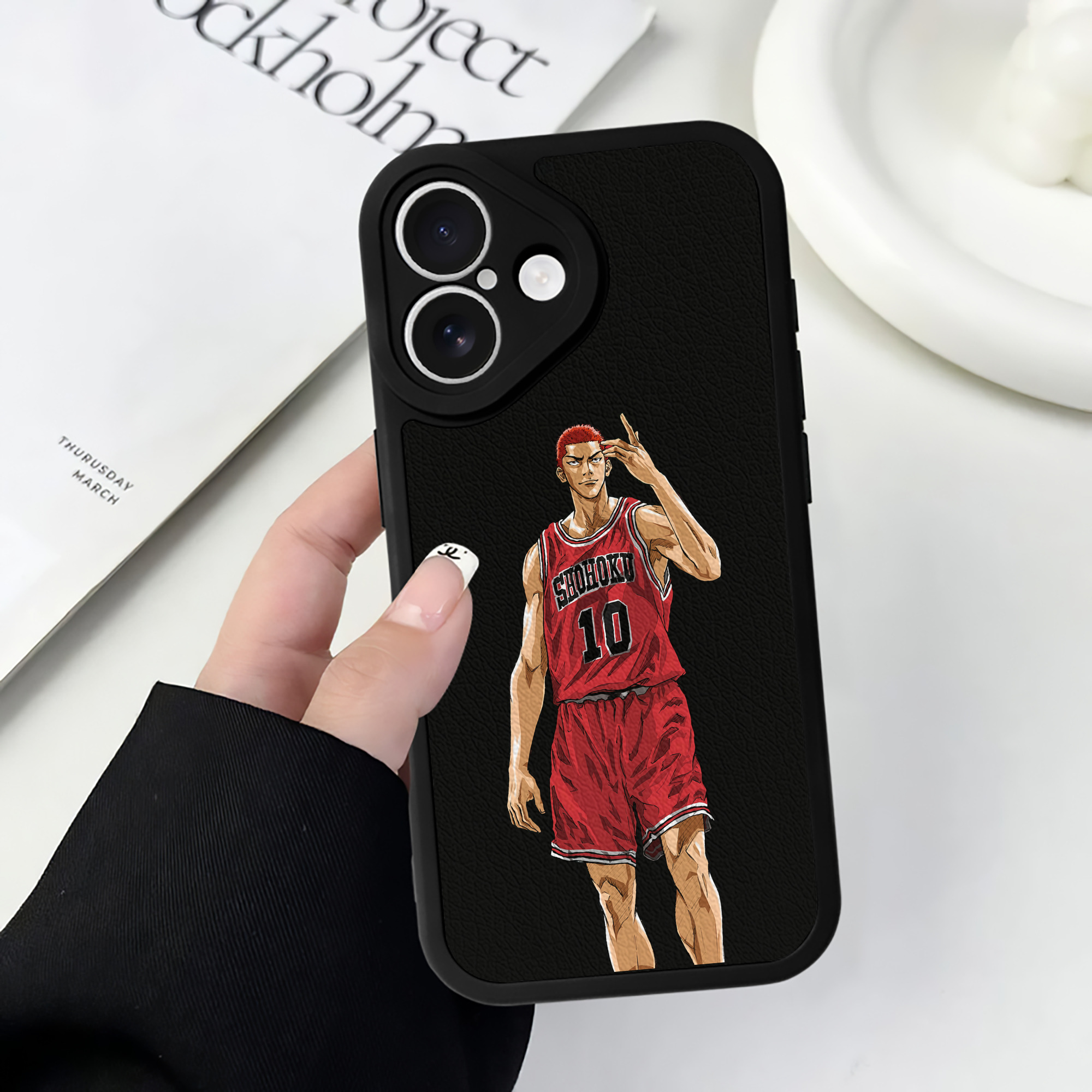 （画像用） SLAM DUNK／スラムダンク 【iPhone 16シリーズ対応】シリコンスマホケース（レザー調） 材質：シリコン